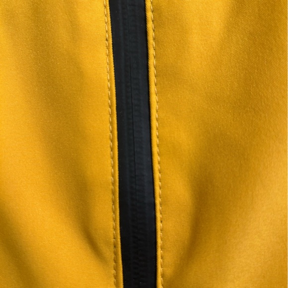 PENDLETON Hooded Rain Jacket Yellow/Goldenrod Aztec Lining W XL Water Repellent - Picture 8 of 16